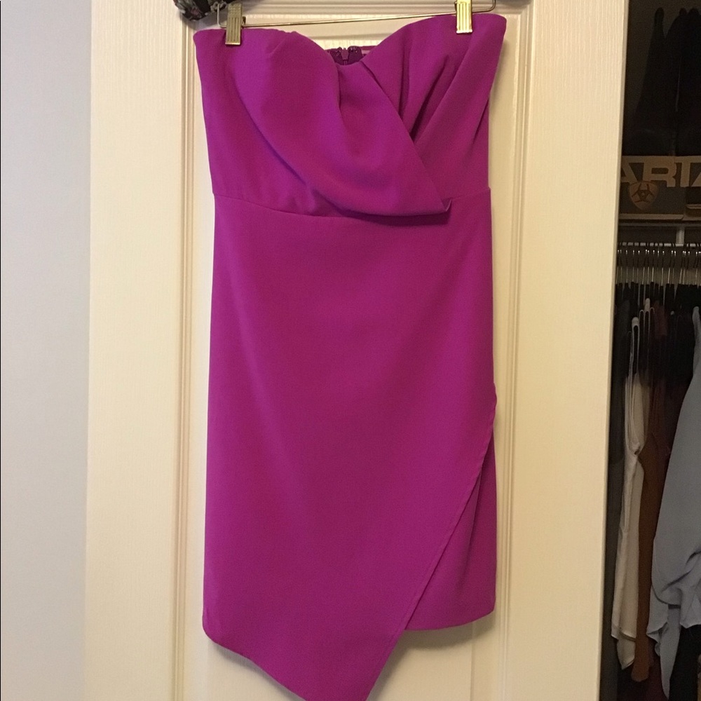 VESTIQUE No Excuses Dress